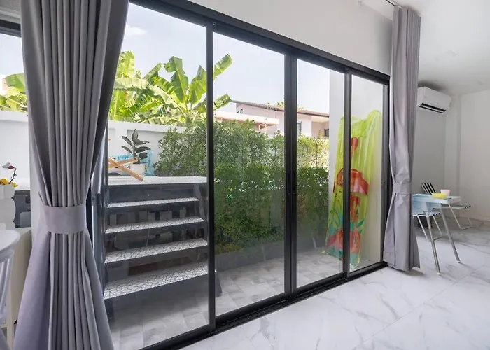 別墅 Miq Ekkamai3_pool Villa_3br House 曼谷